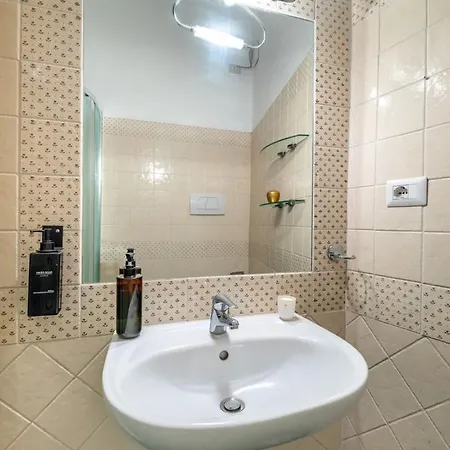 Apartment S2 Tower - Dolcevita Florenz