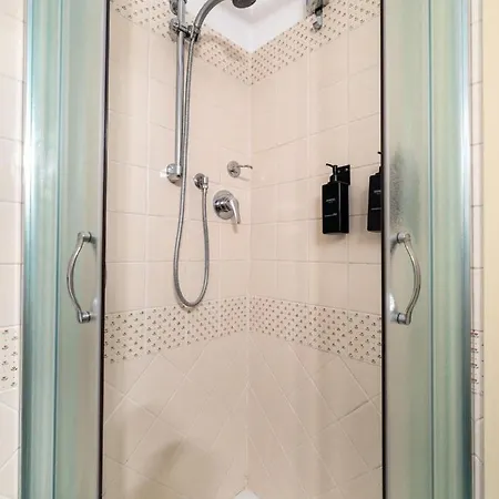 S2 Tower - Dolcevita Florenz